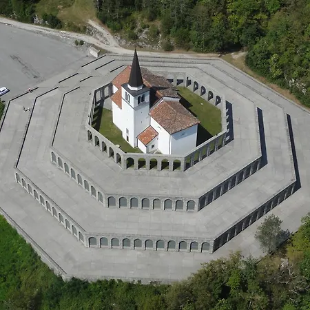 Lägenhet Luxurious Ruby With Sauna *