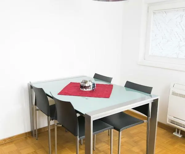 Luxurious Ruby Kobarid